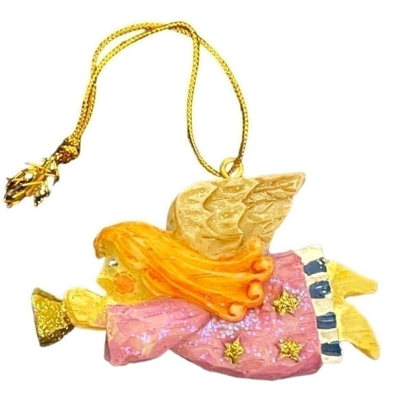 Vintage Heavenly Angel Playing the Trumpet Christmas Tree Ornament Xmas Decor - Picture 1 of 2